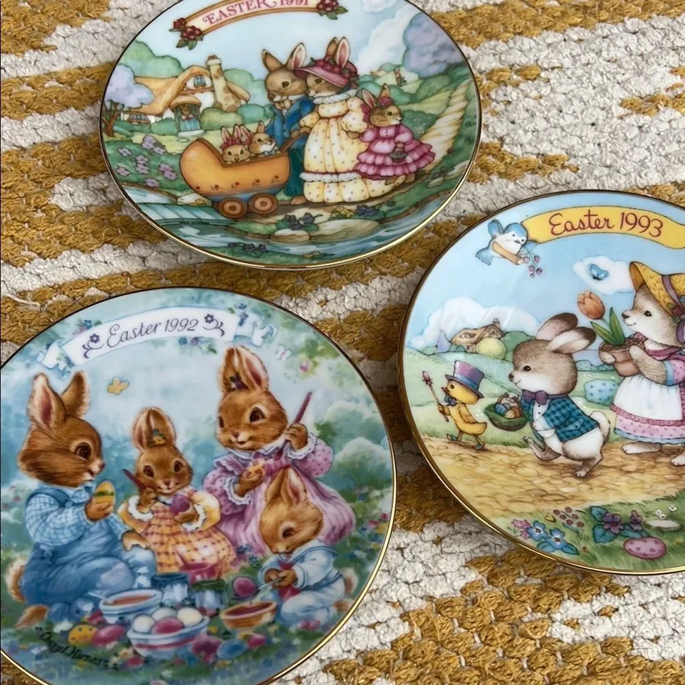 Avon Easter Collectible Plates Set 1991 1992 1993 Bunny Porcelain 22K Gold Trim